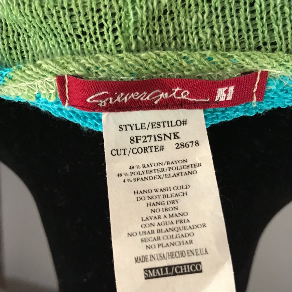 Sweater - Picture 3 of 3